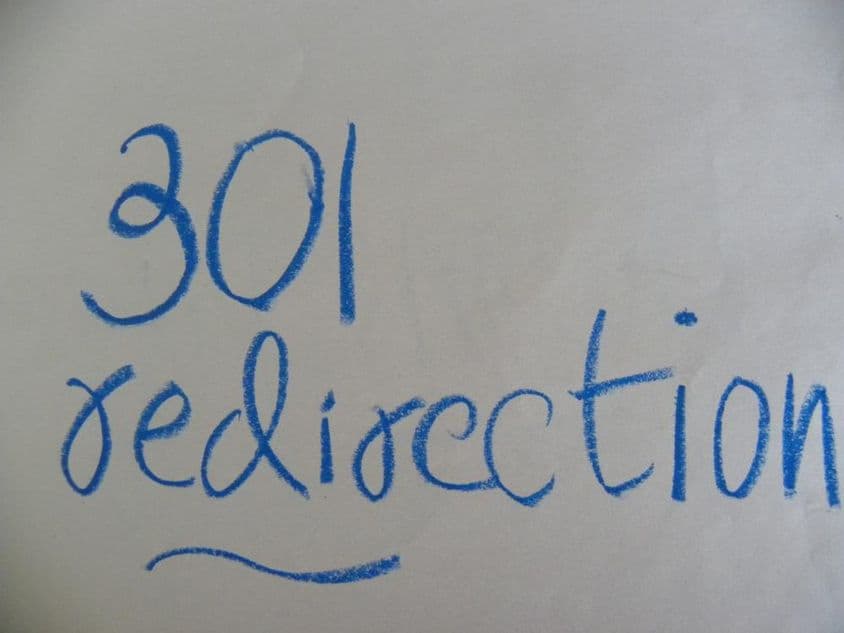 301-es átirányítási szöveg, kézzel írva.