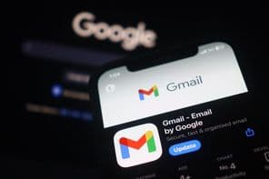 A Gmail egy ingyenes e-mail szolgáltatás app.