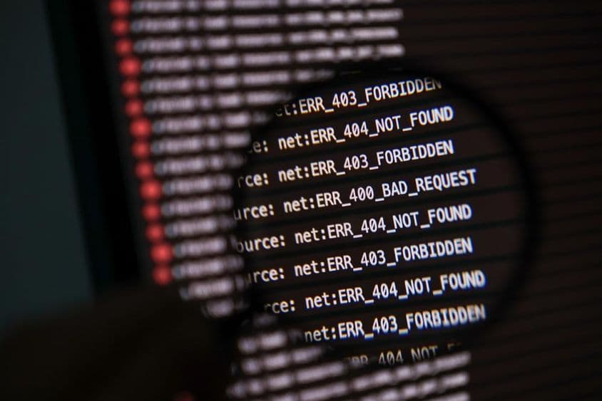 Ismétlődő http hibakódok a hibakeresési folyamat során.